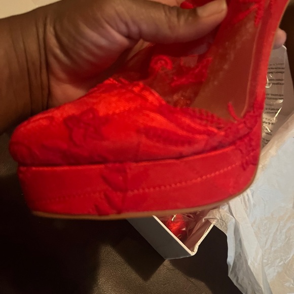 Ladies do you want attention? You got them in these!! - Picture 6 of 10